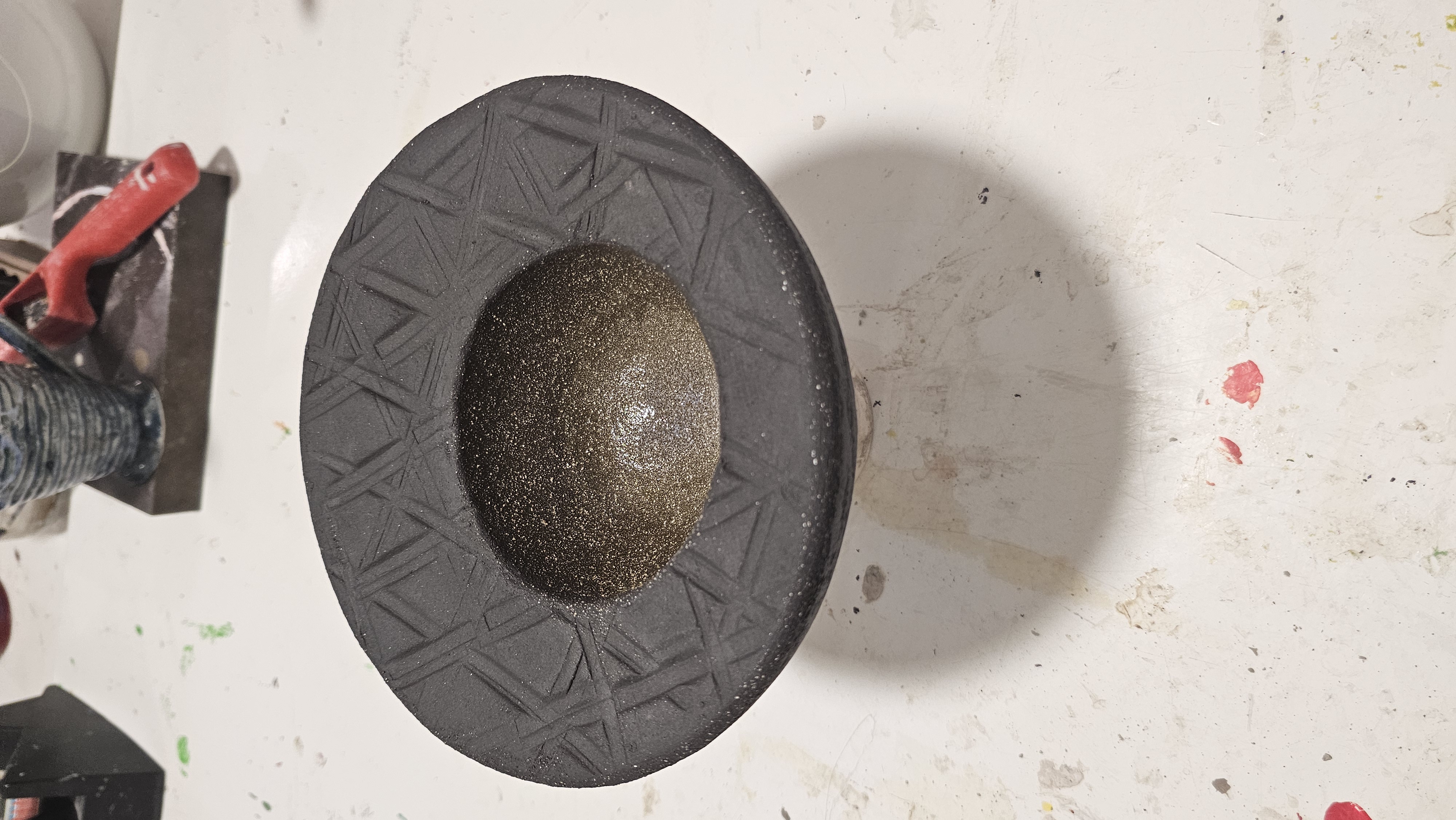 Céramique artisanale — pièce unique