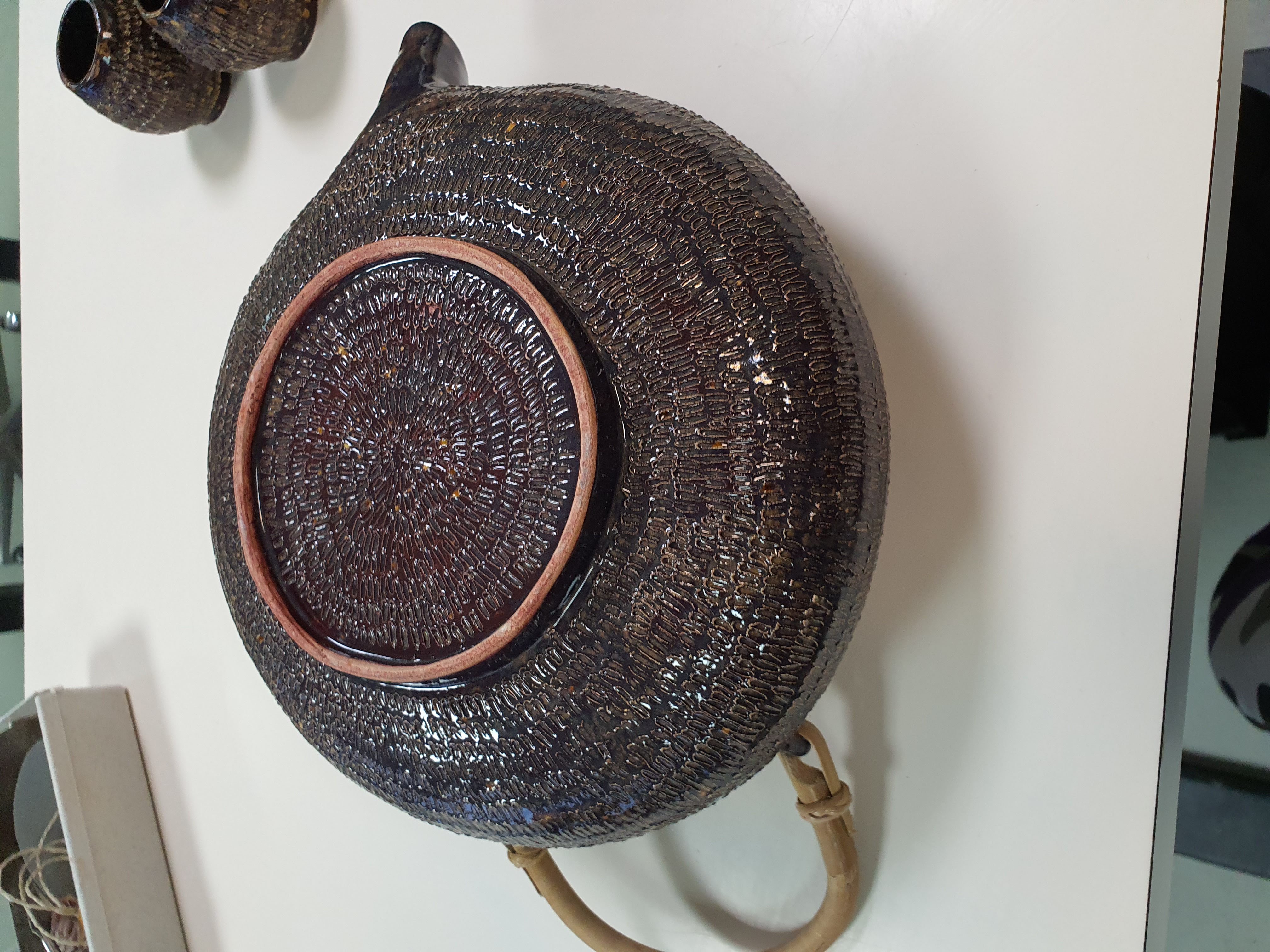 Céramique artisanale — pièce unique